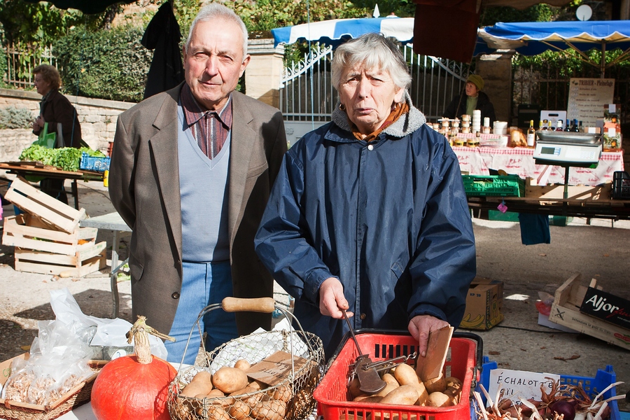 Marktleute in St. Geniés